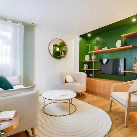 La Vie En Rose - 2 Doubles Párizs